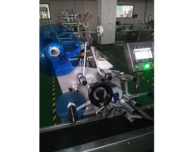 automatic sticker labeling machine for flat product2