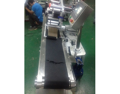 automatic sticker labeling machine for flat product3